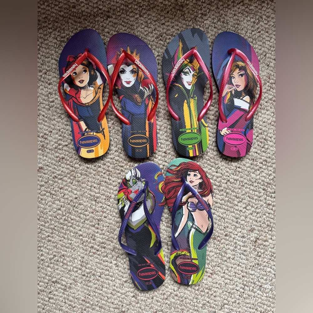 Lot Disney Havianas flip flops